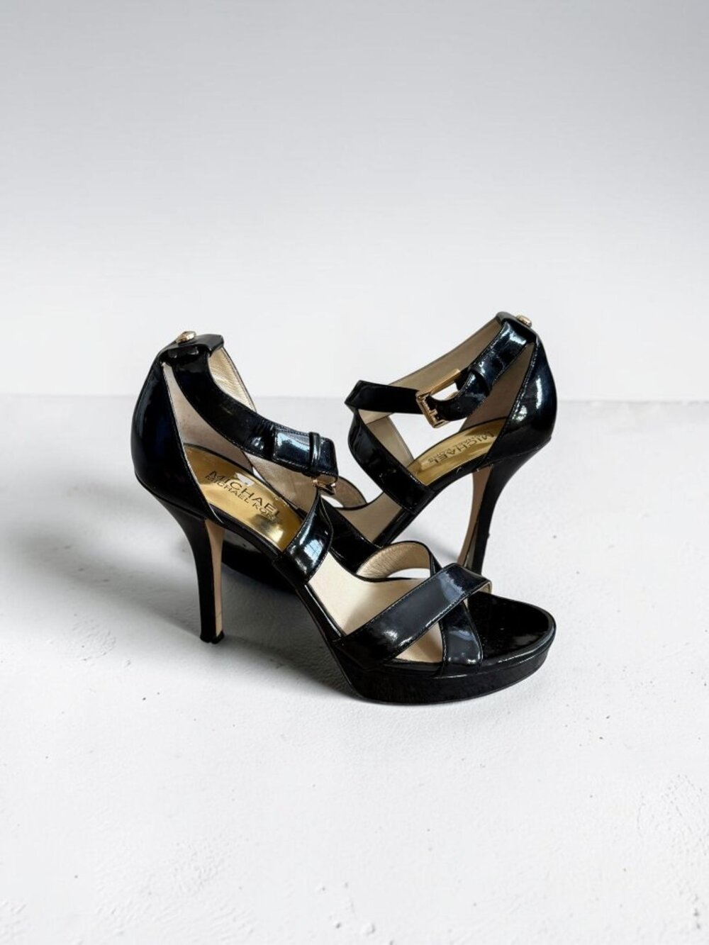 MICHAEL KORS Black Patent Leather Heels Size 7